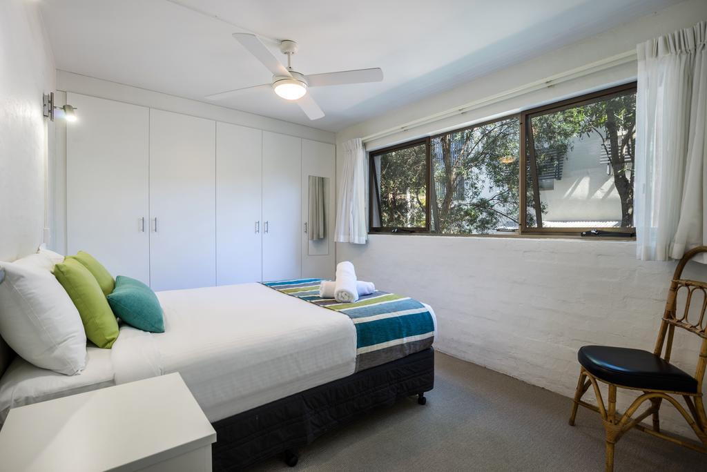Saks On Hastings Aparthotel Noosa Heads Exterior photo