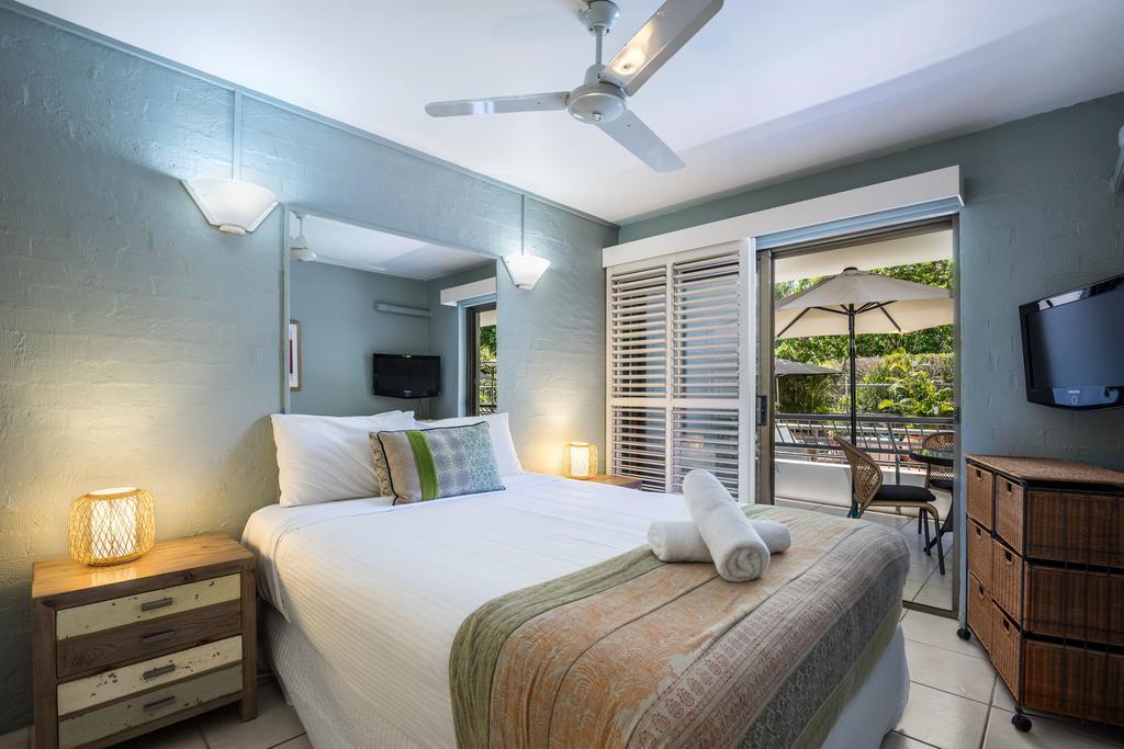 Saks On Hastings Aparthotel Noosa Heads Exterior photo